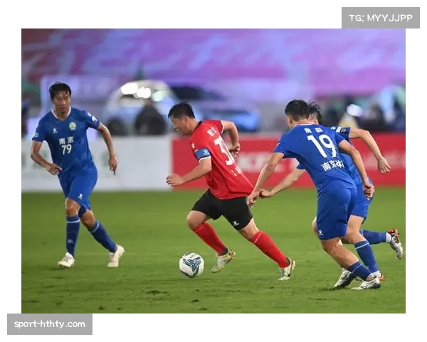 足球青训体系发展迅速 里昂等队涌现众多年轻才俊