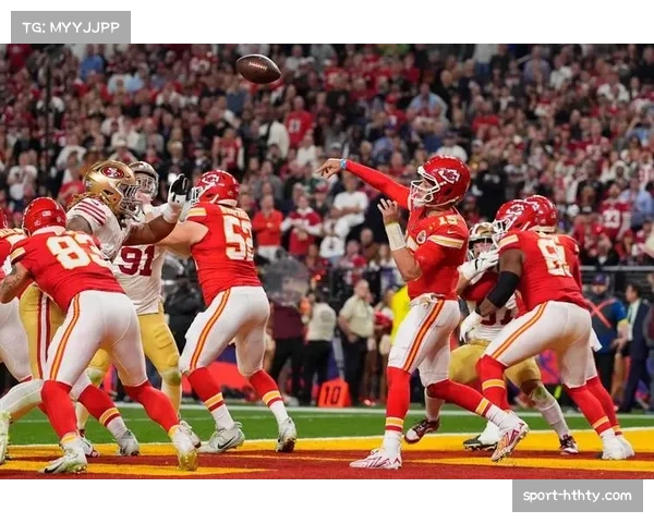 NFL:堪萨斯城酋长与四分卫马霍姆斯完成创纪录续约 NFL:堪萨斯城酋长与四分卫马霍姆斯完成创纪录续约